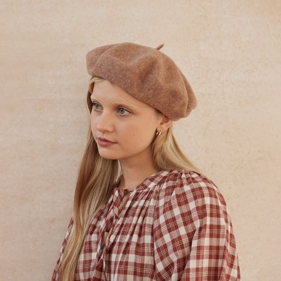 Mauve Wool Beret Parisian Hat Cap Round French - Picture 1 of 9